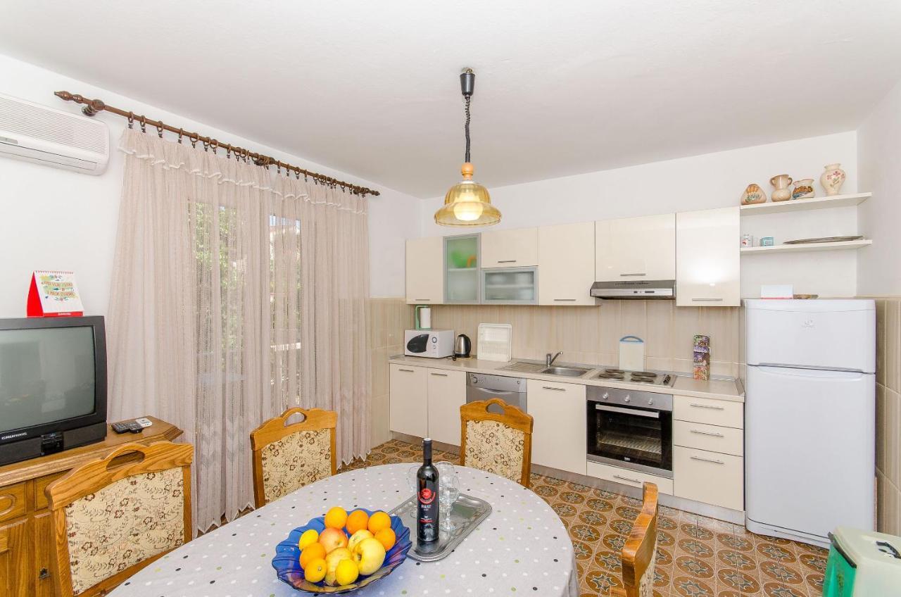 Apartments Kata Супетар Екстериор снимка